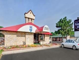 Knights Inn - Madison Heights Buitenkant foto